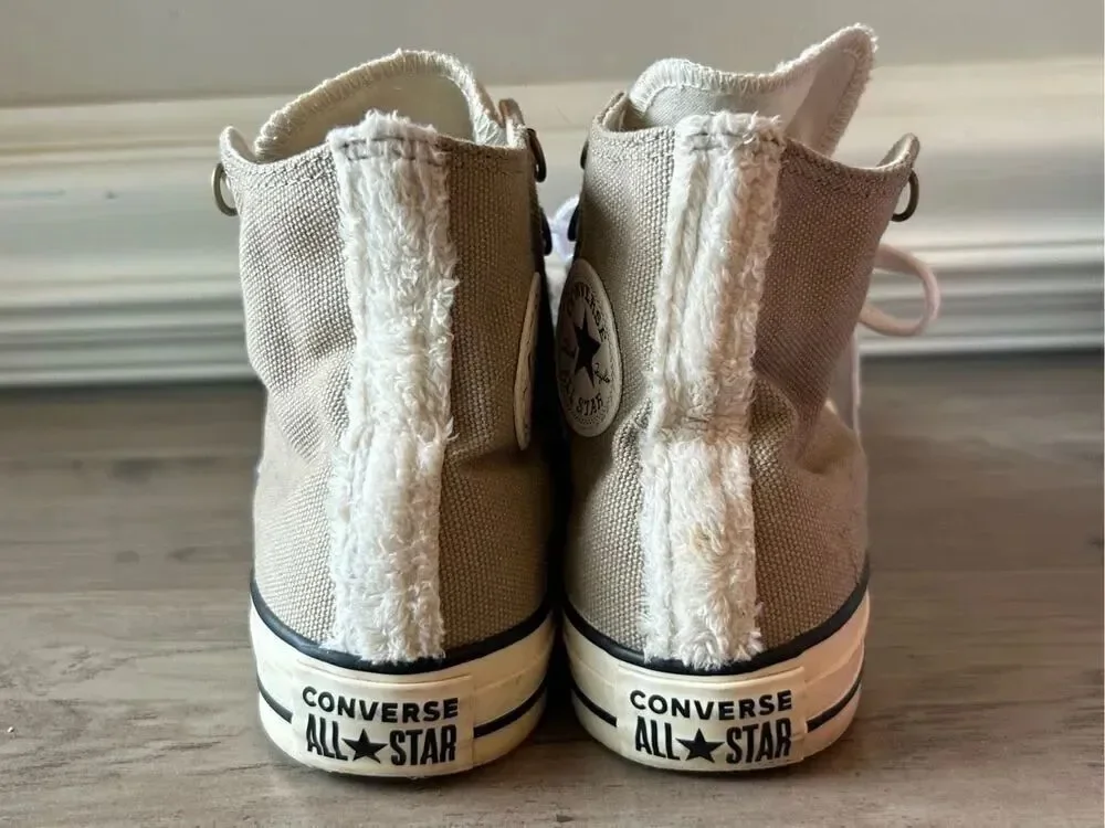 CONVERSE Shoes CHUCK TAYLOR Woman's Size 6 Beige Hi Top faux fur Sneaker